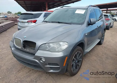 2013 BMW X5 xDrive35I/xDrive35I Premium/xDrive35I Sport Activity from USA, damaged, VIN 5UXZV4C5XD0E06530
